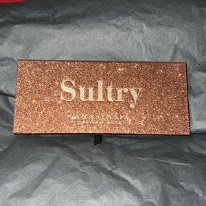 ❤️💛 SULTRY Anastasia Beverly Hills ❤️💛